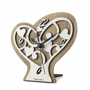 Orologio a forma di cuore in legno bianco e tortora