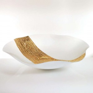 Centrotavola in vetro laccato bianco con decoro foglia oro
